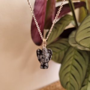 Sneeuwvlok obsidiaan engelen hanger