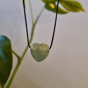 Groene aventurijn doorboorde harthanger