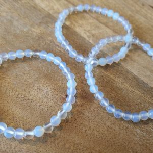 Opaliet armband 6mm