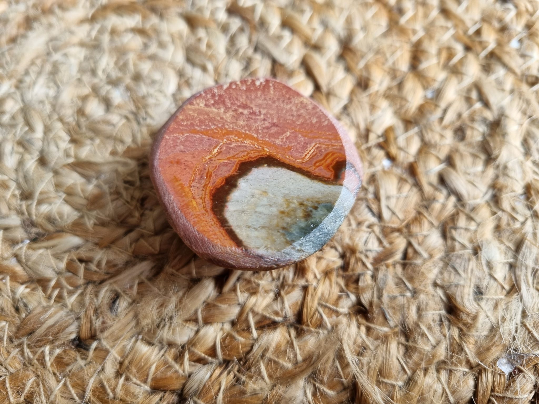 Polychroom jaspis ema egg Tante Agaat Mineralen