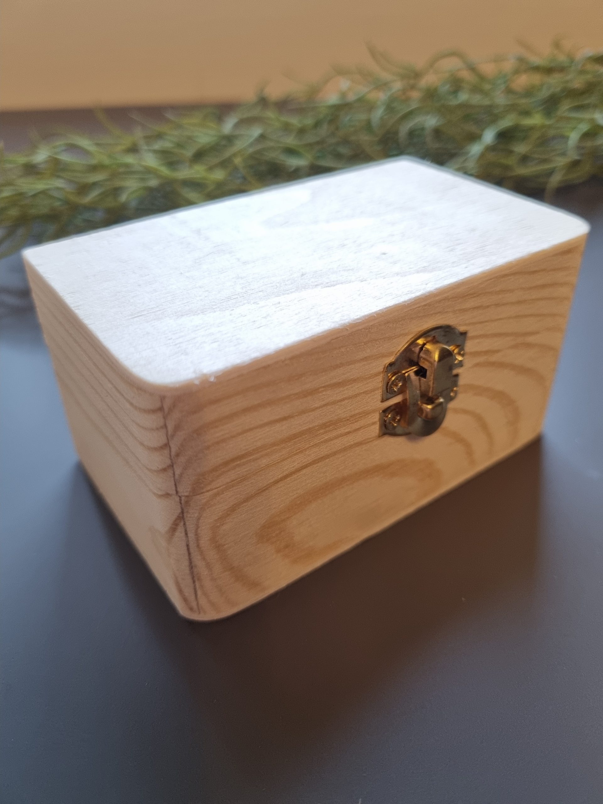 Schatkistje met kleine trommelsteentjes - Afbeelding 4