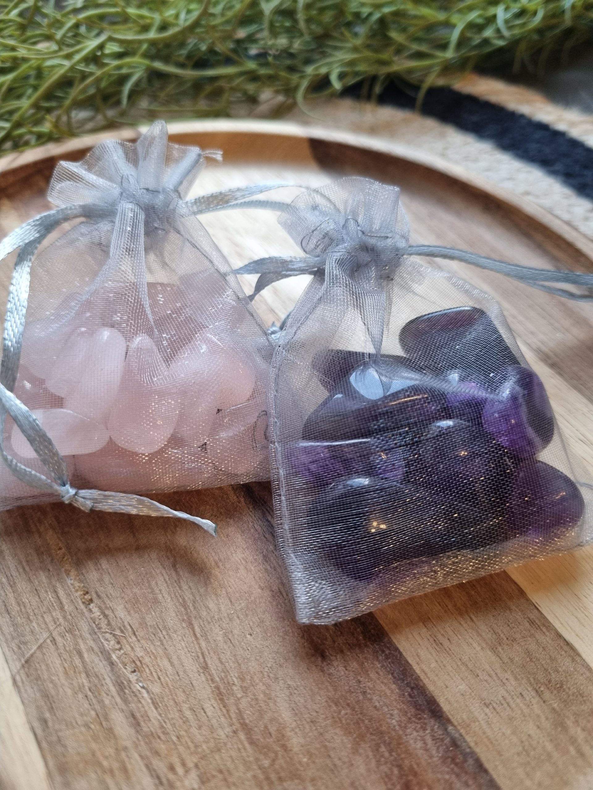 Set van rozenkwarts en amethist trommelsteentjes