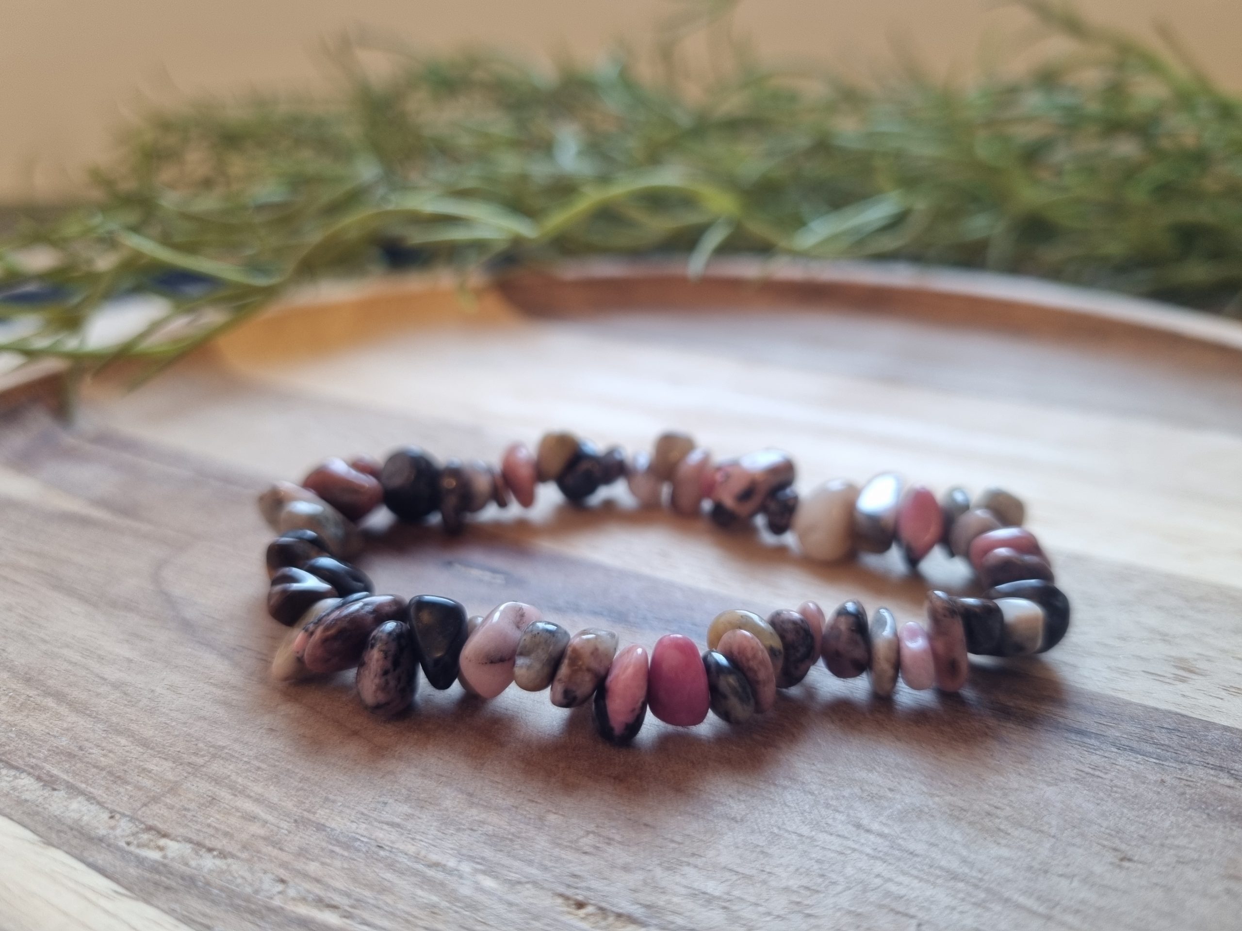 Rhodoniet splitarmband