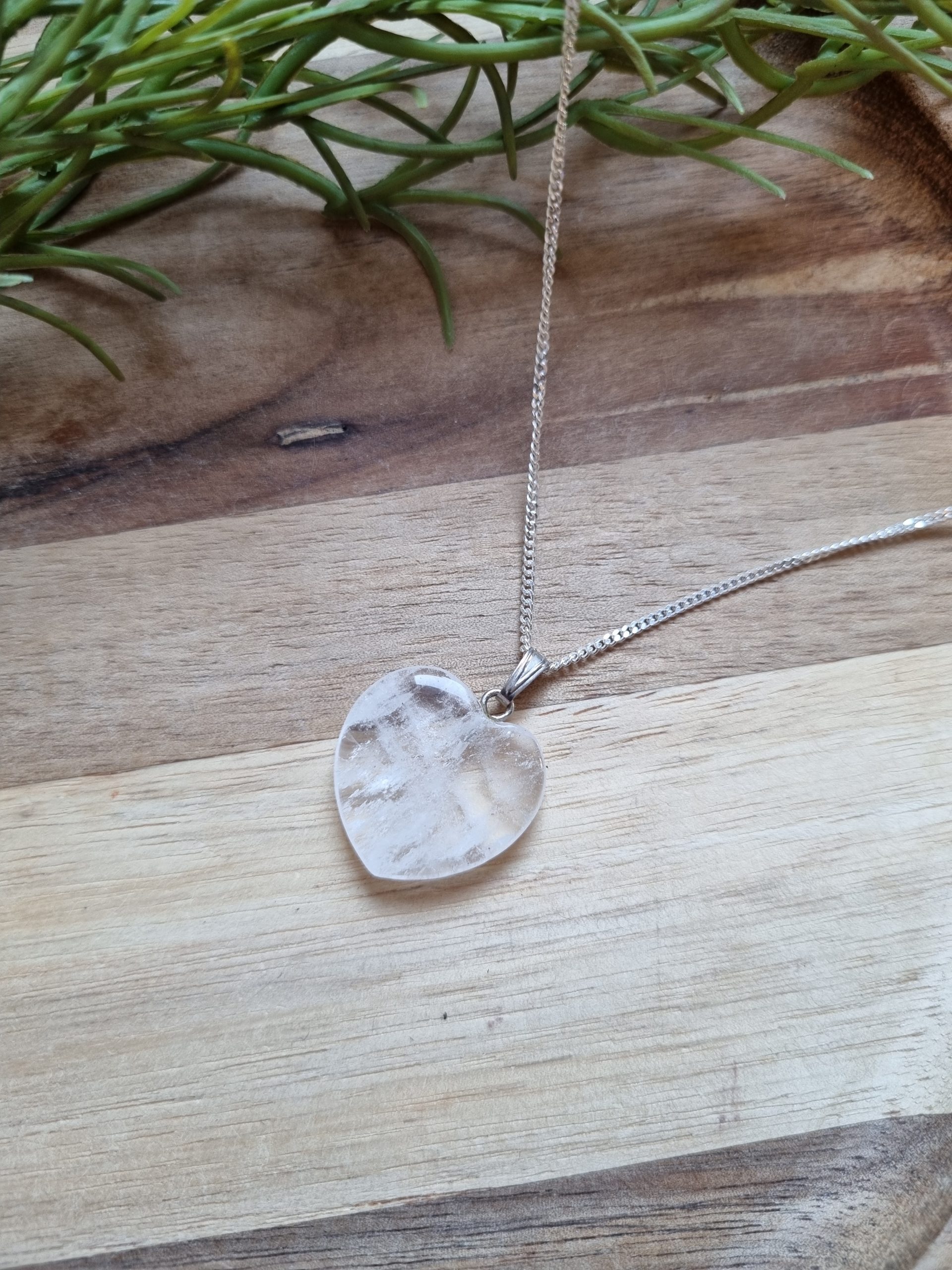 Bergkristal hart hanger